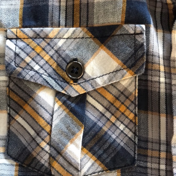 Sovereign Code 2t Button Down Plaid Shirt - Picture 5 of 9